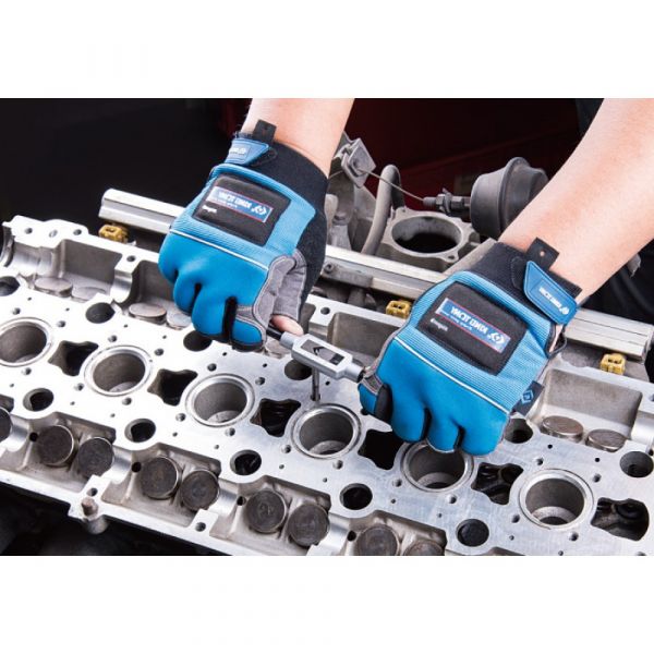 Набір метчиків та плашек метричних 39 одиниць М3-М12 з принаддям в пластиковому кейсі Набір метчиків та плашек метричних 39 одиниць М3-М12 з принаддям в пластиковому кейсі