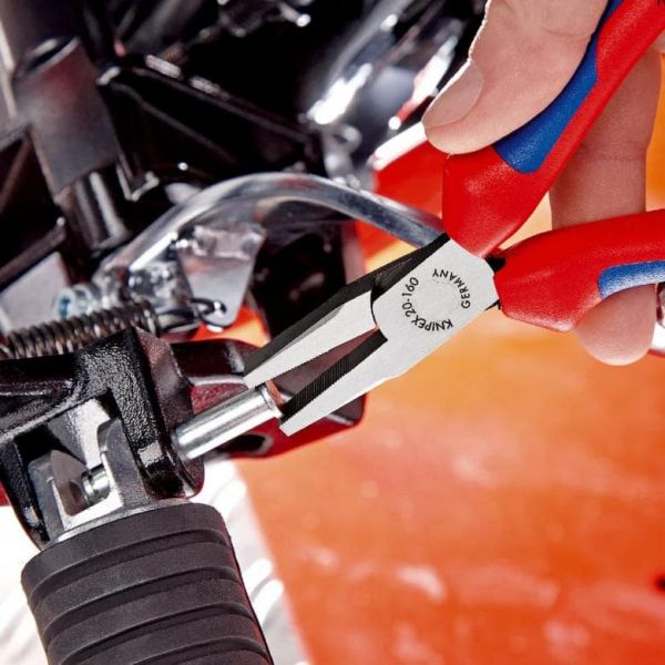 Плоскогубці з гладкими губками KNIPEX 20 06 160