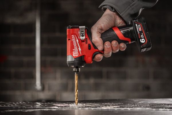 Винтоверт акумуляторнй M12 FID2-202X (170Нм) (+2 акумулятори, зарядний пристрій, HD кейс)