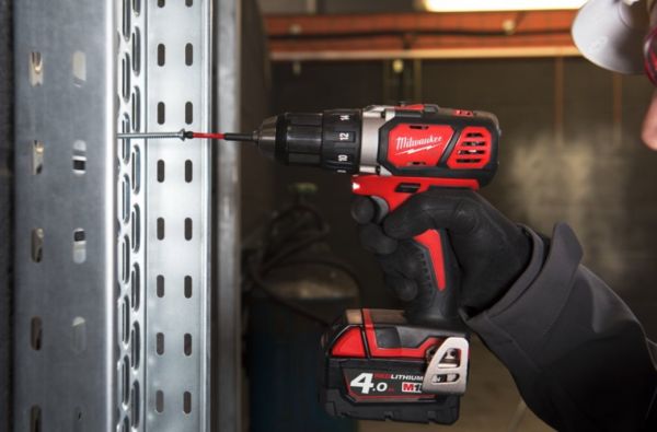 Дриль - шуруповерт, крут. мом. 50 Нм, MILWAUKEE M18 BDD-0 4933443530