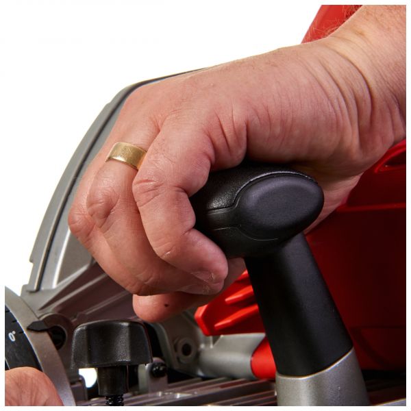 Пила ручна дискова MILWAUKEE, CS 85 CBE, 2200Вт, O235мм (+ пиляльний диск, паралельний упор, адаптер для пилососу, ключ для диск