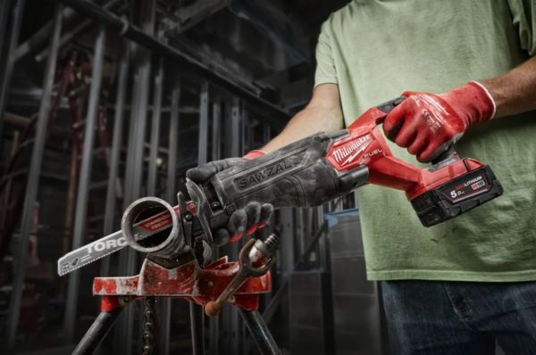 Пила шабельна акумуляторна безщіткова MILWAUKEE, M18 FSZ-0X (каркас, полотно, HDкейс)
