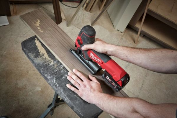 Пила лобзикова акумуляторна безщіткова MILWAUKEE M18 FBJS-0X (каркас+HD кейс)