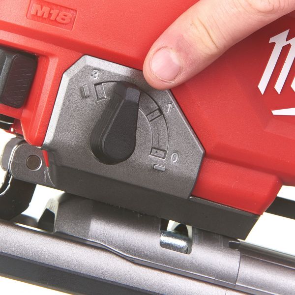 Лобзик акумуляторний MILWAUKEE, M18 FJS-502X (зарядний пристрій M12-18 FC, 2 акумулятори М18 В5 5Аг, аксесуари, HDкейс)