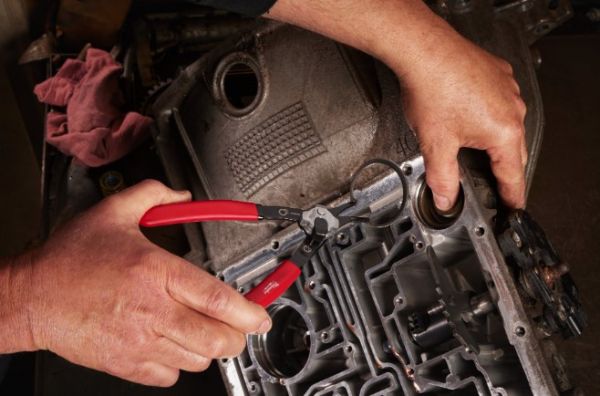 Знімач стопорних кілець прямий MILWAUKEE, 1,8мм, (стискання/розжим)