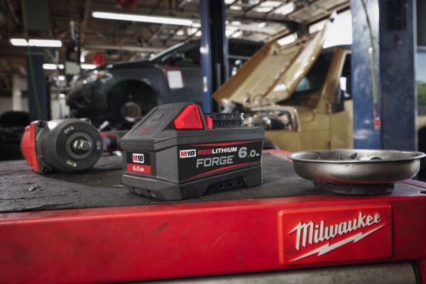Акумулятор Li-Ion MILWAUKEE M18 FH6 FORGE 6.0 Аг 4932492533