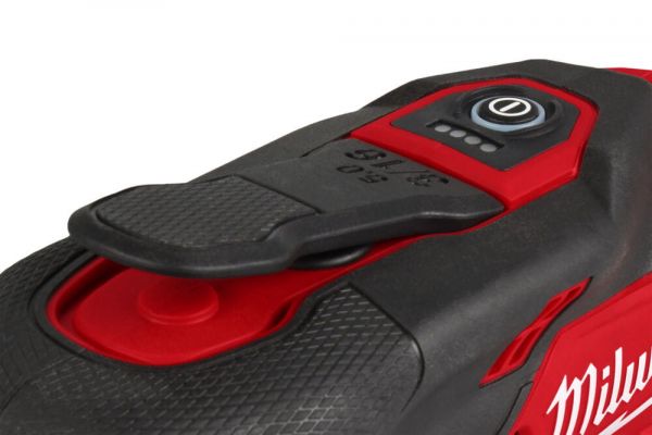 Шліфмашина ексцентрикова акумуляторна MILWAUKEE M12 FROS5-502X O150мм (ЗП+2акум.Х5Аг+HDкейс)