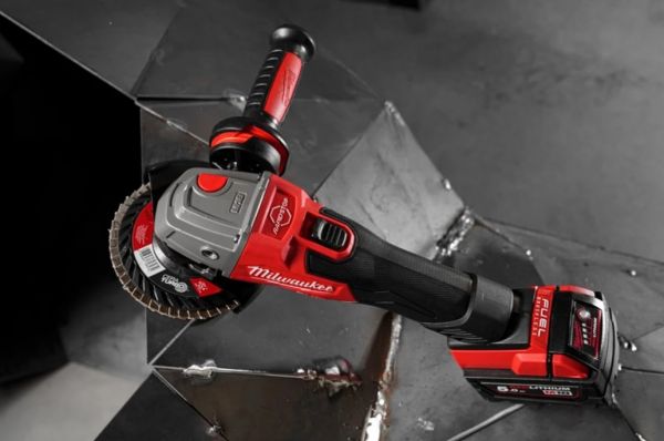 Шліфмашина кутова акумуляторна MILWAUKEE, M18 FSAG125XB-502X, діаметр 125мм (+2 акумулятори, зарядний пристрій, захисний кожух,