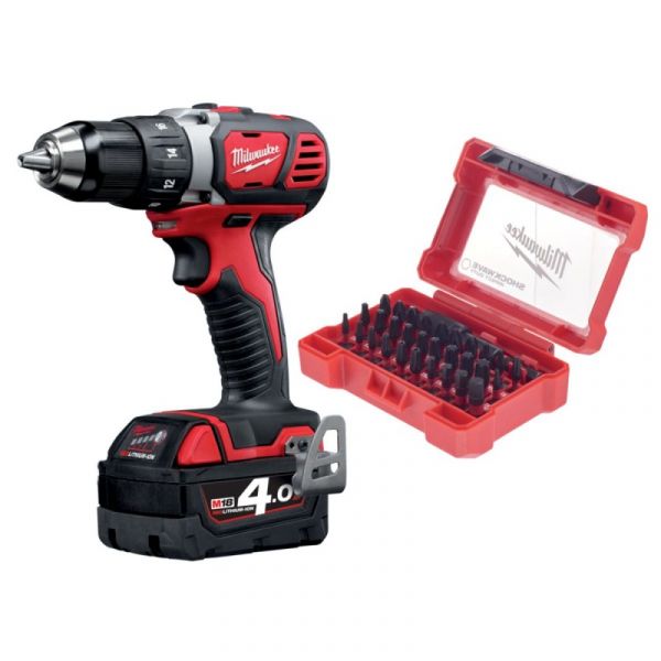 Дриль-шуруповерт акумуляторний MILWAUKEE M18 BDD-402CA (зарядний пристрій М12-18 С , 2 акумулятори В4 4Аг, кейс, набор біт 32шт)