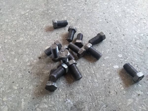 Болт кардана БНП М10х1х20