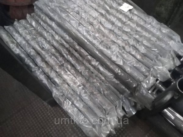 Напіввісь КрАЗ права коротка L=1110 z=18 6505-2403070 (УМТК)
