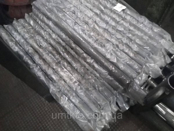 Полуось КрАЗ левая длинная L=1265 z=18 6505-2403073 (УМТК)
