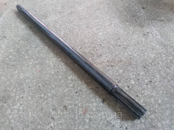 Вал привода насоса Т-150 151.37.407 (УМТК)