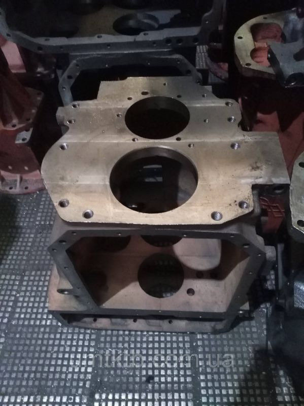 Корпус КПП Т-151 коробки передач 151.37.101-2-02 (УМТК)