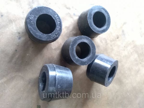 151.31.172 Втулка амортизатора Т-150 резиновая