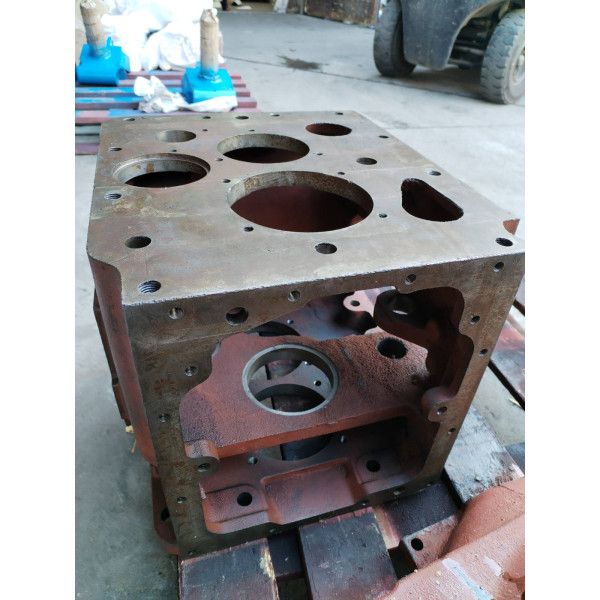 Корпус коробки передач МТЗ 50-1701025-А