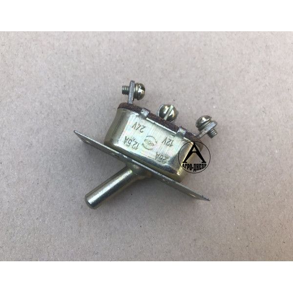 5102.3709 Перемикач на 3 положення СРСР