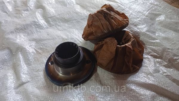 Фланец коленчатого вала Т-150 с двигателем ЯМЗ-236 6х90 236М-1005121