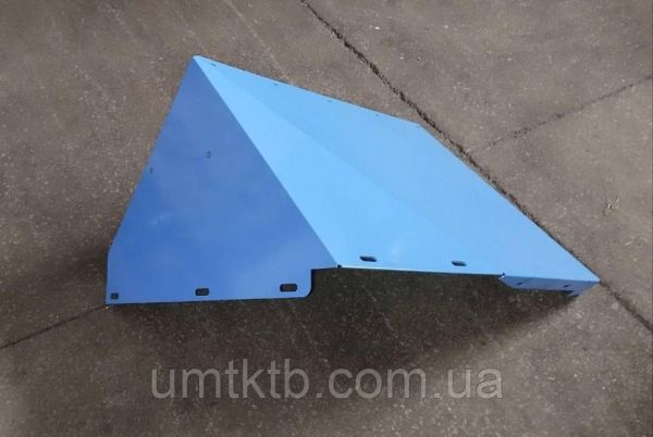 Закрылок левый унифицир. кабины МТЗ (УМТК) 80-8404020