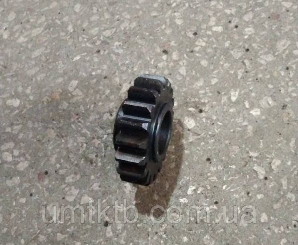 Шестерня промежуточная привода гидронасоса Т-16 (z=19) СШ24.22.103-2