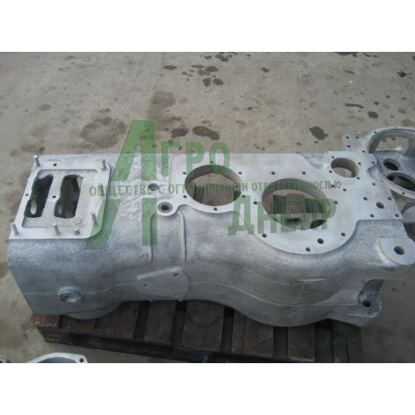 Корпус коробки передач ЮМЗ 40-1701015-Б СБ