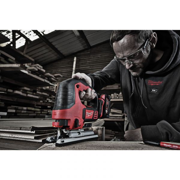 Аккумуляторный лобзик MILWAUKEE M18 BJS-402C 4933451389