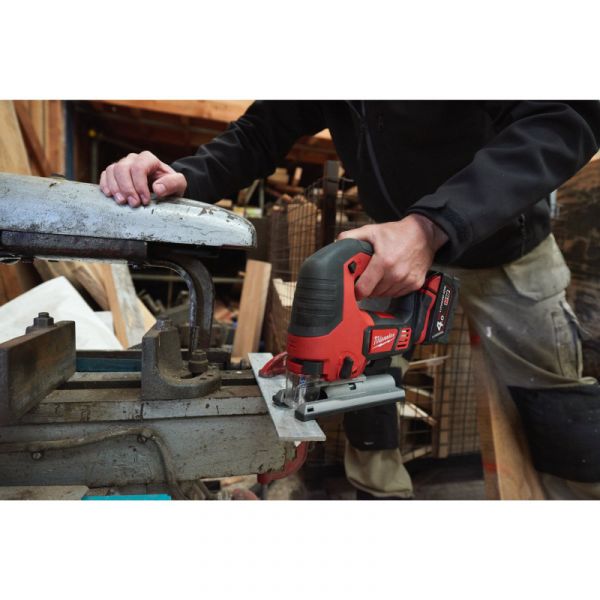 Аккумуляторный лобзик MILWAUKEE M18 BJS-402C 4933451389