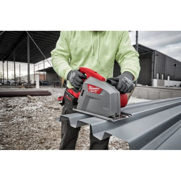 Циркулярна пилка по металу MILWAUKEE M18 FUEL FMCS66-0C 66мм 4933472110