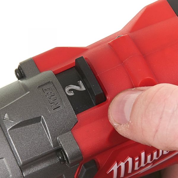 Дрель-шуруповерт аккумуляторный MILWAUKEE, M18 FDD2-0X,135Нм, (HD кейс)