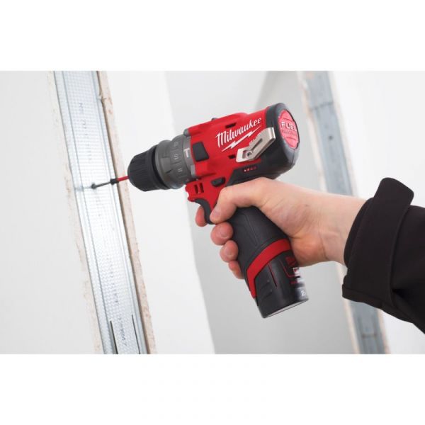 Дрель-шуруповерт с ударом аккумуляторный MILWAUKEE, M12 FPDXKIT-202X, 44Нм