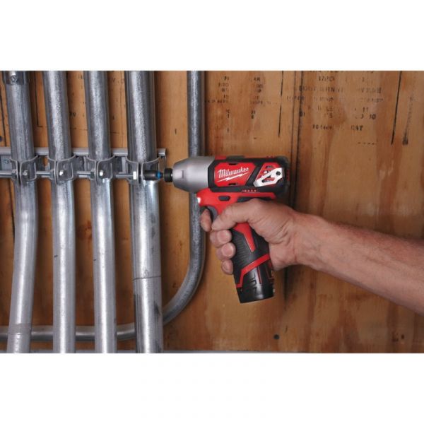 Гвинтокрут акумуляторний 1/4" HEX MILWAUKEE, M12 BID-202C, 112Нм, (+ зар.пристрій, 2 акум.X 2Аг, кей