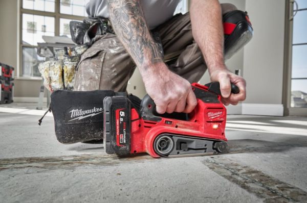Шліфмашина стрічкова акумуляторна MILWAUKEE, M18 FBTS75-0