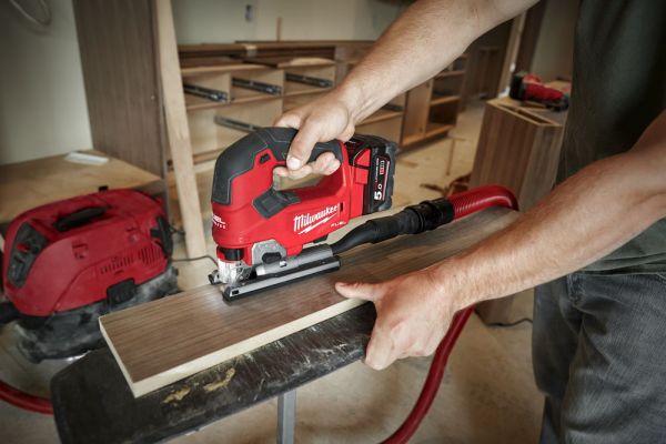 Пила лобзикова акумуляторна безщіткова MILWAUKEE M18 FJS-0X (каркас+HDкейс) + M18 B5 подарунок
